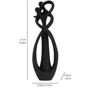 Escultura Nórdica de Casal Abraçando — Elegância e Aconchego